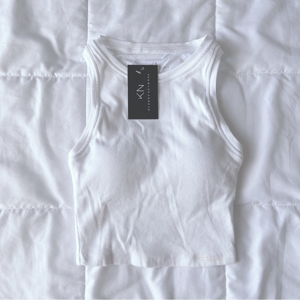 NWT Klassy Network White Cropped Racerback Tank Top